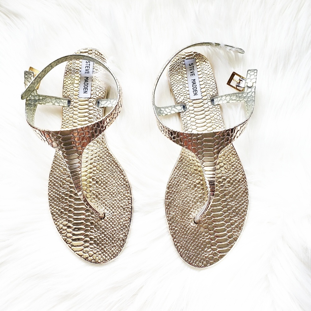 NWOT Steve Madden gold sandals